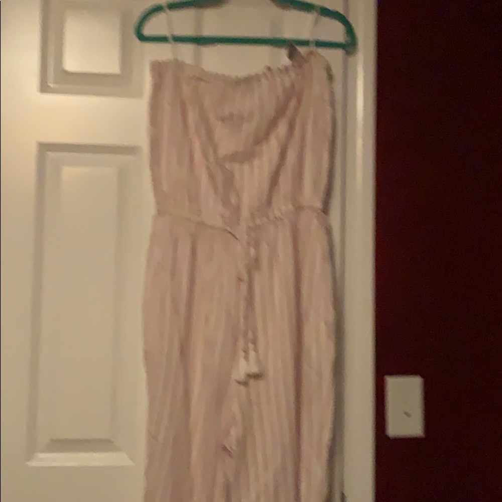 Strip romper/jumpsuit strapless